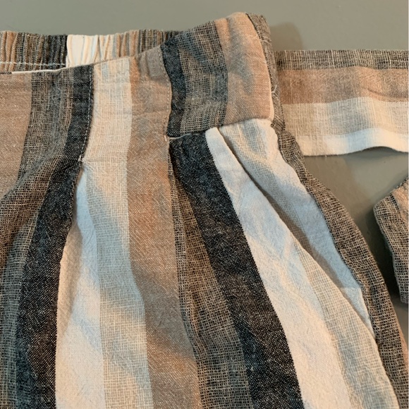 High waisted linen shorts with belt - S - Picture 4 of 6